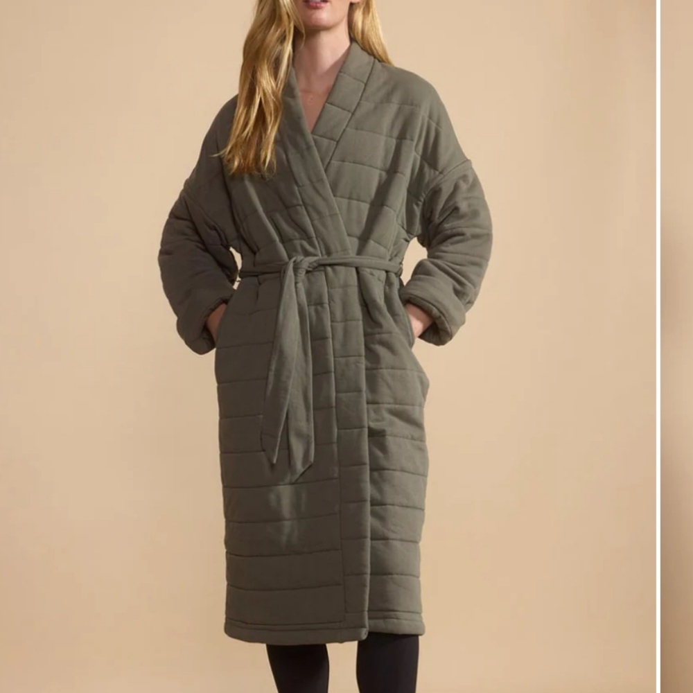ISO MPG Immerse Quilted Insulated To-The-Studio Coat